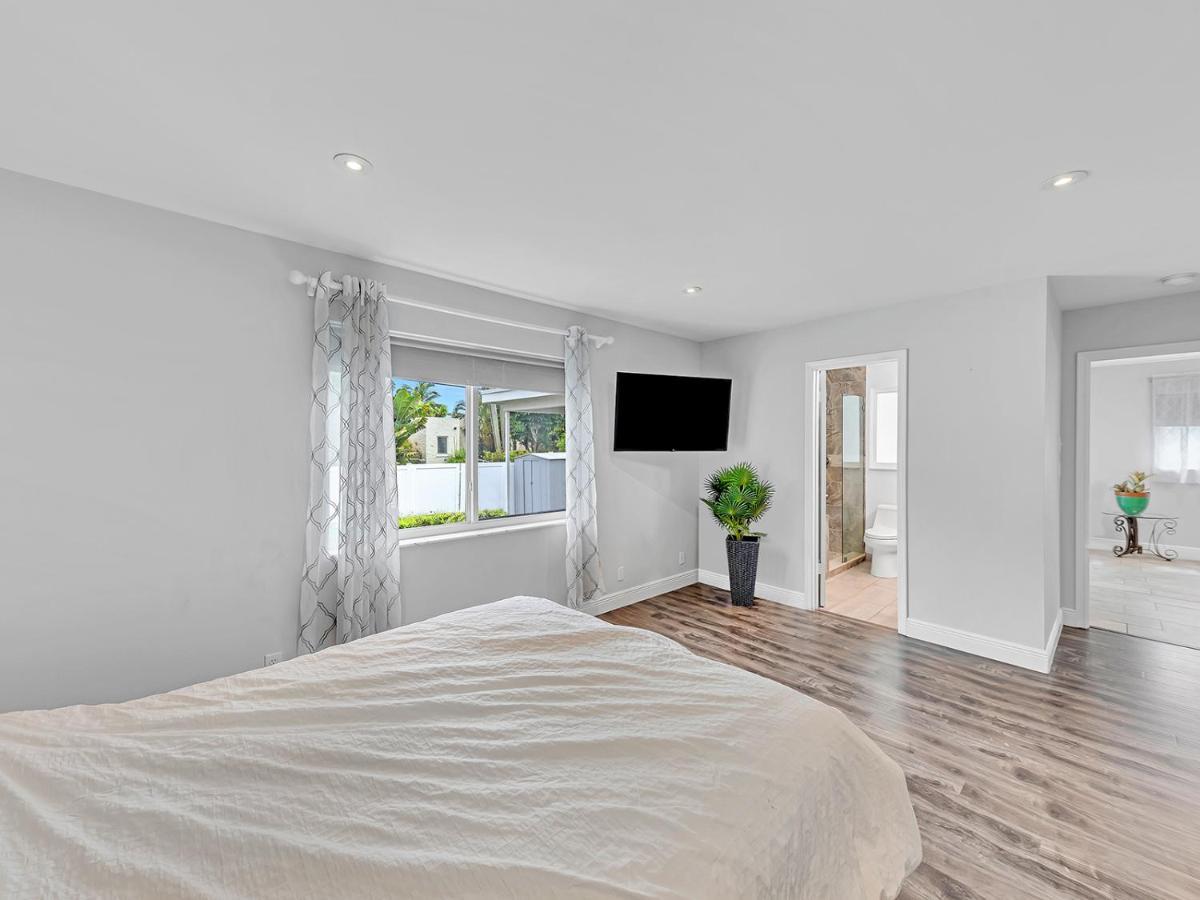 Supervilla - 3Br/2Ba - Pool - Walk To Beach Hollywood Ngoại thất bức ảnh